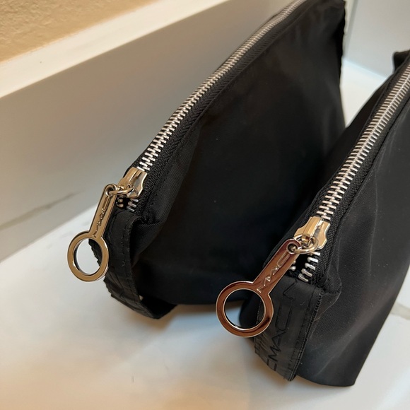MAC Cosmetics Black Toiletry Bag Set - Picture 1 of 7
